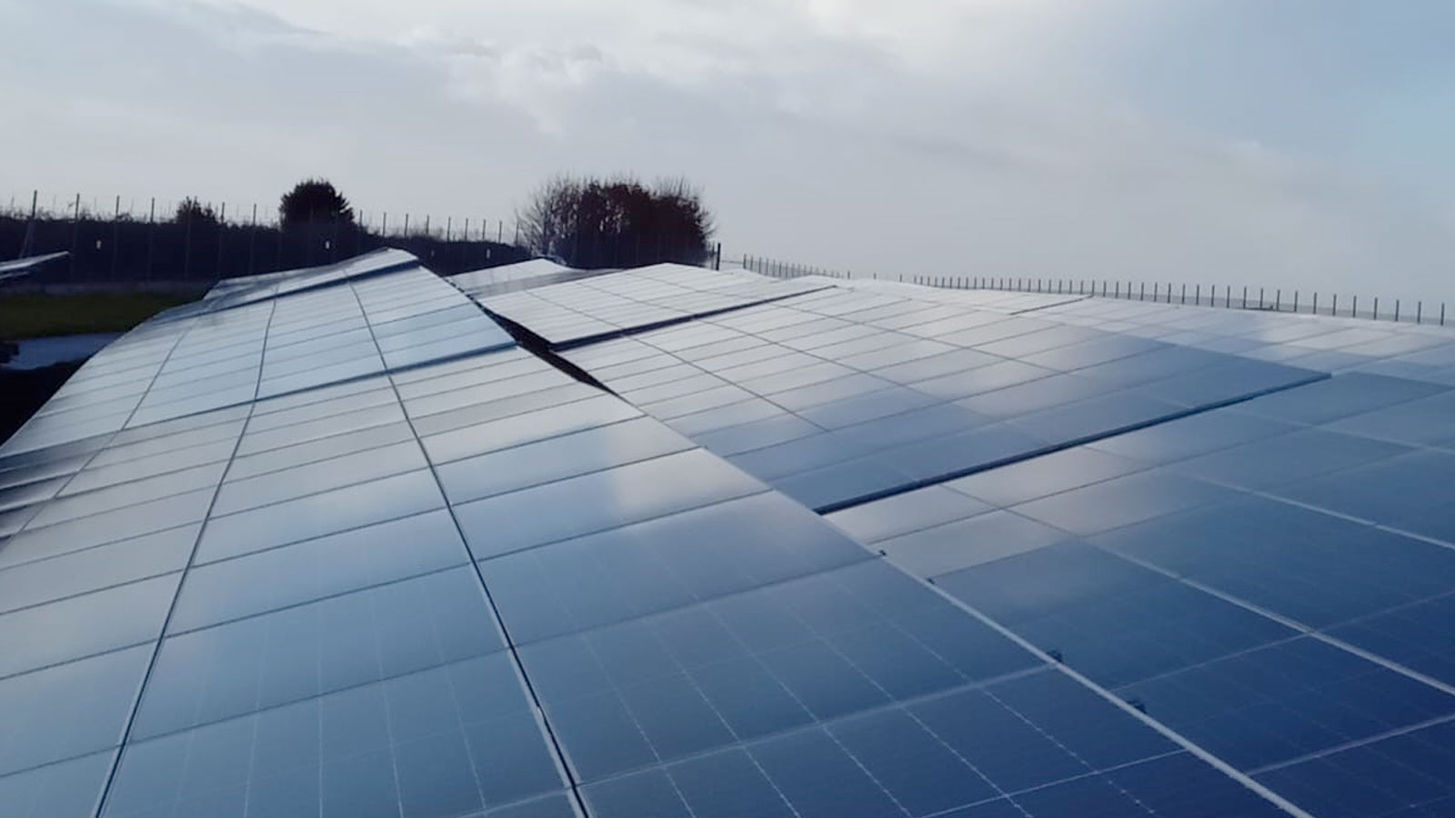 bristol airport solar farm