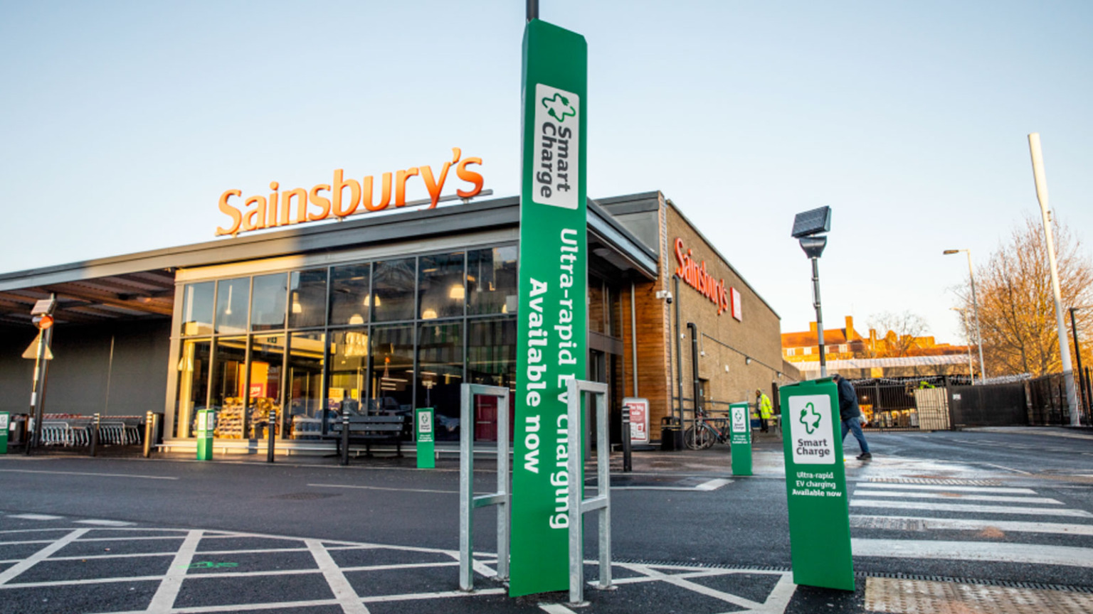 Sainsbury's launches Smart Charge EV charging network